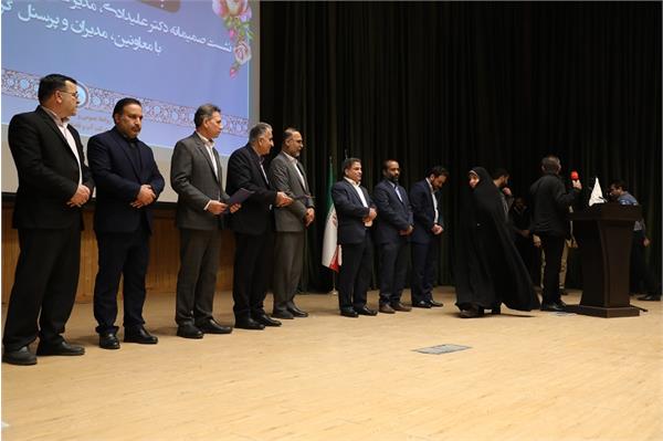 تکریم خانواده شهدا آبفا خوزستان