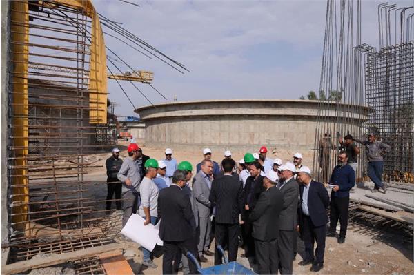بازدید دکتر فدایی نماینده بانک مرکزی جمهوری اسلامی ایران از تصفیه خانه فاضلاب غرب اهواز