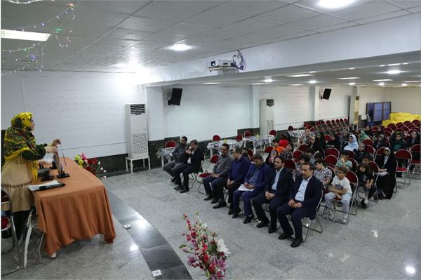 برگزاری جشن آبیاران ، ویژه فرزندان همکار و مادران به منظور آشنایی با روشهای صرفه جویی در آب