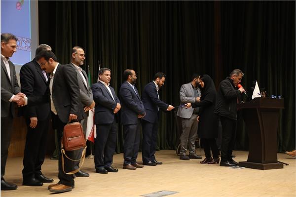 تکریم خانواده شهدا آبفا خوزستان