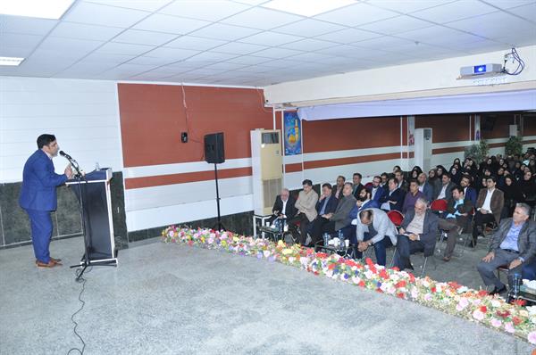 گفتگو با مدیرعامل11