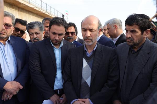 بازدید وزیر نیرو از پروژه تصفیه خانه فاضلاب آبادان