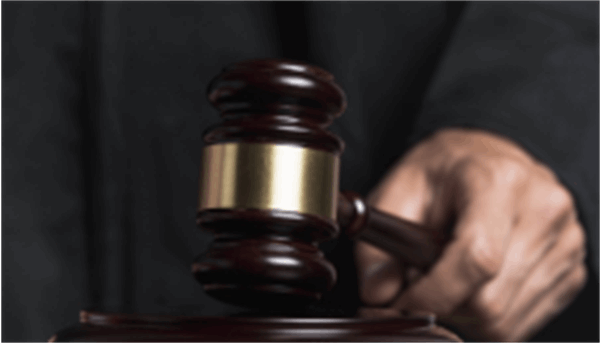 المناقصات والمزايدات