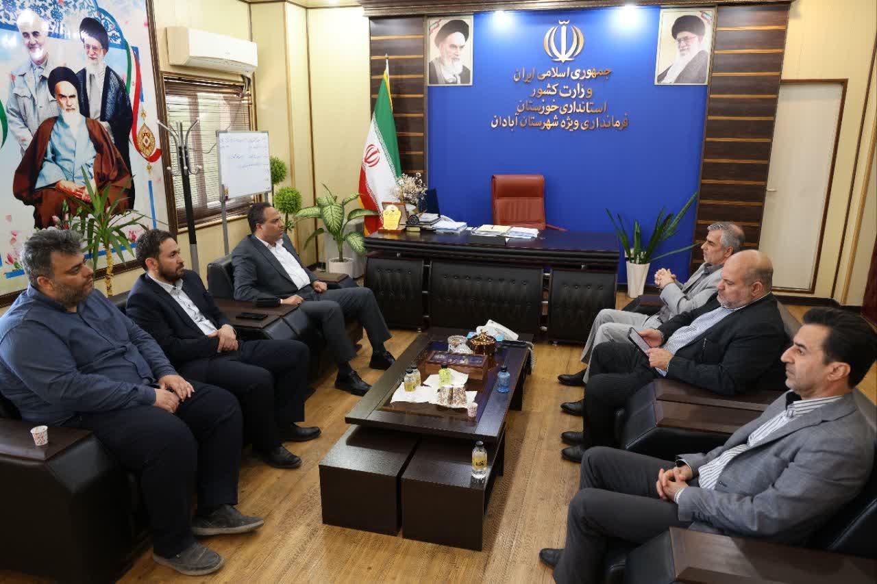 حضور جناب آقای امینی مدیر عامل شرکت آب و فاضلاب کشور در شهرستان آبادان