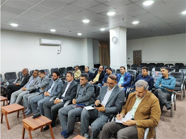 دیدار دکتر علیدادی مدیر عامل و اعضای هیئت مدیره و معاونین شرکت آب و فاضلاب خوزستان با نماینده ولی فقیه در خوزستان