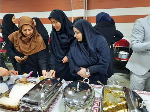 برگزاری جشنواره غذا به نفع بیماران با عنوان طعم همدلی