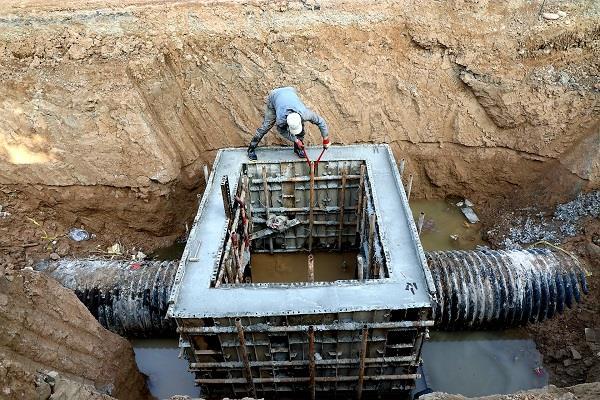 اجرایی پروژه فاضلاب اهواز در منطقه بلوار سبلان شمالی