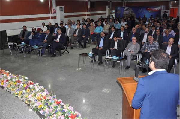 نشست صمیمانه استاندار11