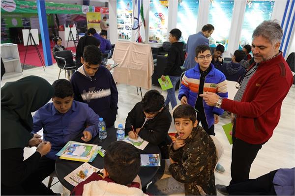 نمایشگاه دستاوردهای انقلاب اسلامی در دهه فجر