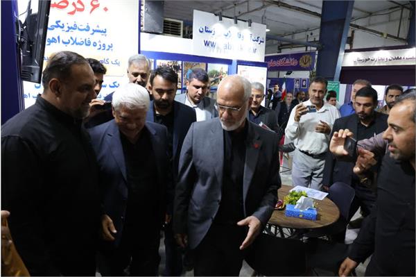 بازدید استاندار خوزستان از غرفه شرکت آبفا خوزستان