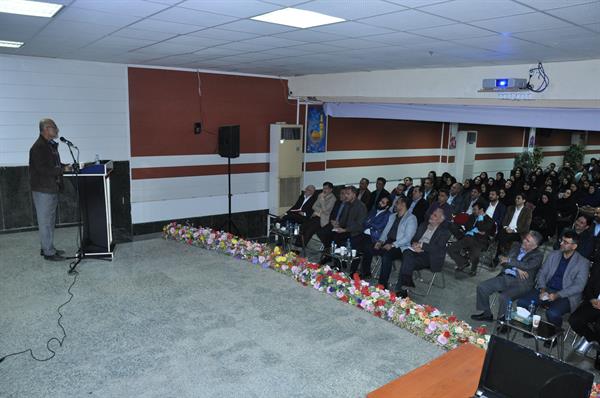 گفتگو با مدیرعامل8