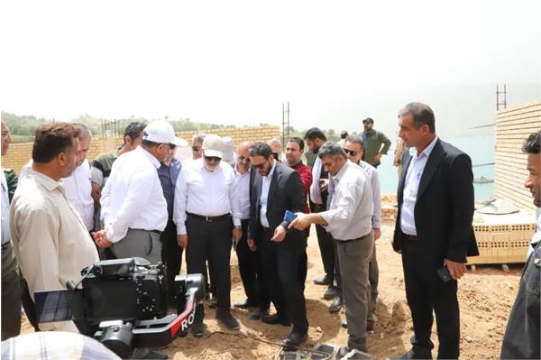 بازدید استاندار خوزستان از پروژه های آب و فاضلاب