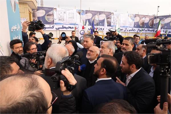 حضور رئیس جمهور محبوب دکتر پزشکیان ، وزیر نیرو و هیئت همراه در ایستگاه پمپاژ فاضلاب ملی راه