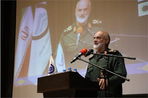 نشست صمیمی مدیرعامل محترم با کارکنان