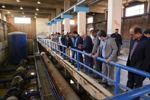بازدید مدیرعامل منابع آب ایران از تصفیه خانه های آب اهواز