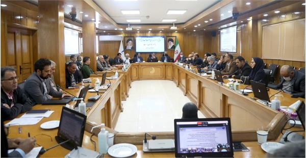 همایش سراسری مدیران صنعت آب و برق کشور با حضور وزیر نیرو