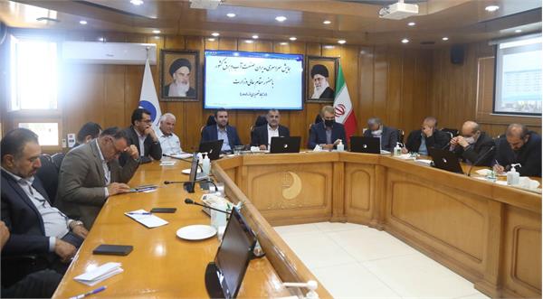 همایش سراسری مدیران صنعت آب و برق کشور با حضور وزیر نیرو