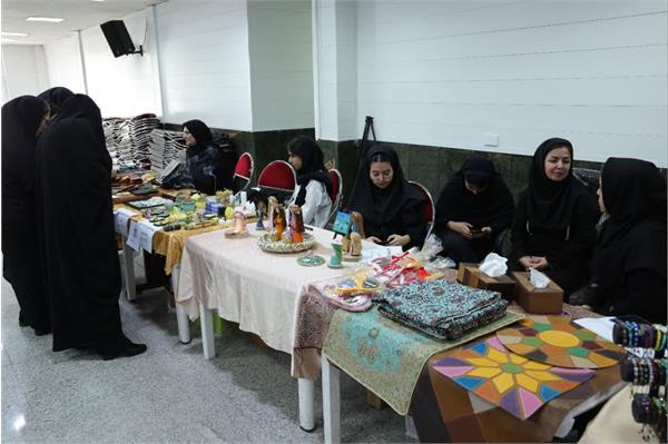 نمایشگاه دست سازه ها ویژه خانواده کارکنان شرکت آبفا خوزستان