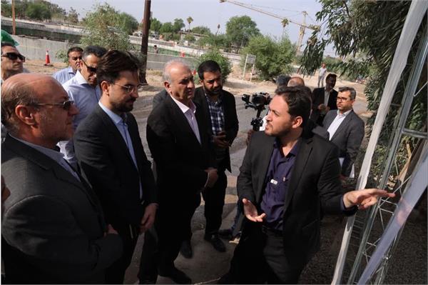 بازدید دکتر فدایی نماینده بانک مرکزی جمهوری اسلامی ایران از تصفیه خانه فاضلاب غرب اهواز