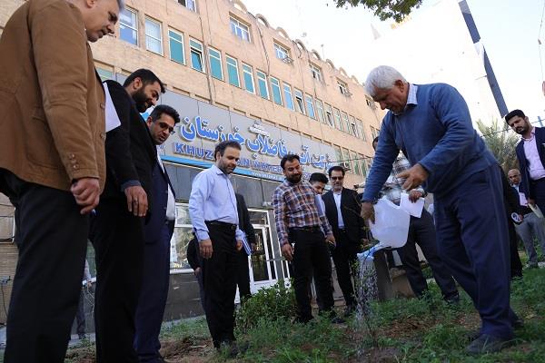 کاشت نهال به مناسبت روز درختکاری